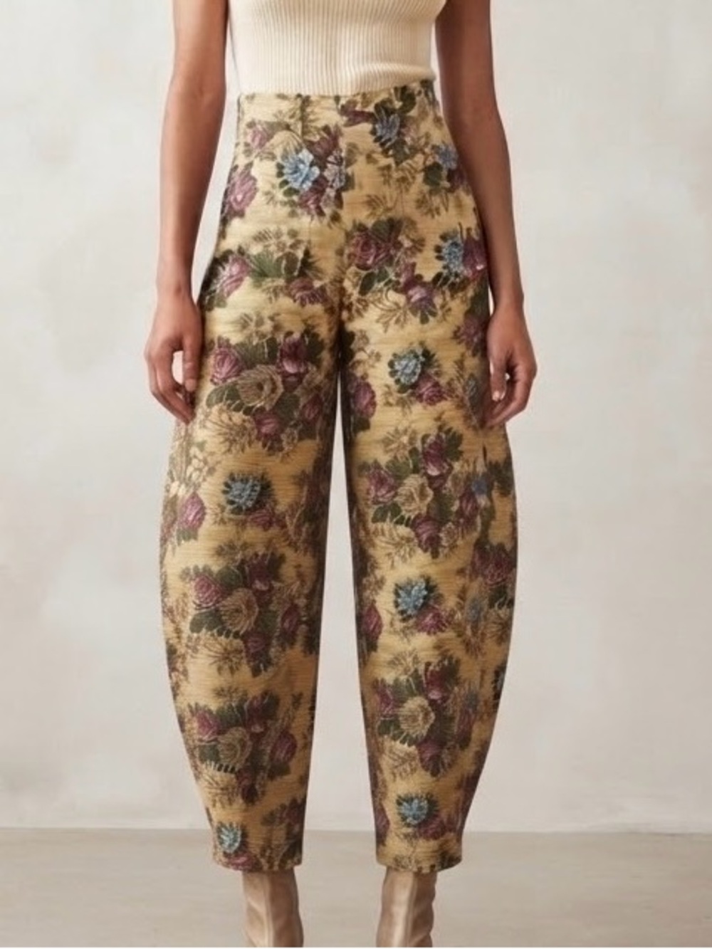 Davi & Dani Floral Tapestry High-Rise Barrel Leg Pants NWT Small
